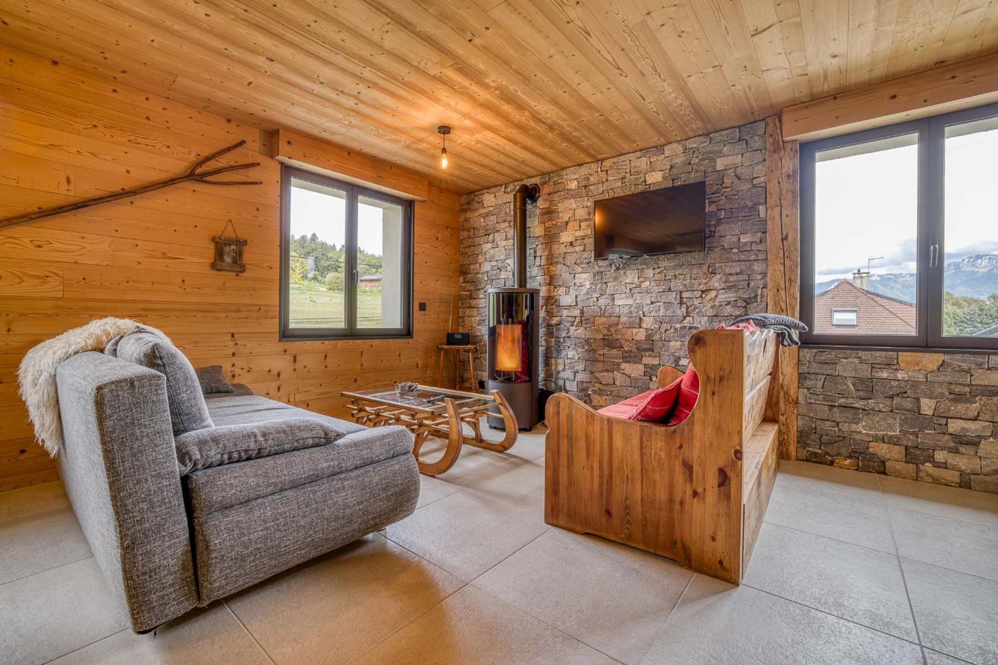 L'Ecureuil, Chez Le Charpentier D'Antan, La Chaleur Du Bois, Le Calme De La Campagne Lägenhet Epagny Metz-Tessy Exteriör bild